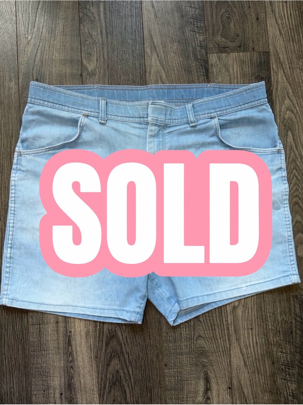 Wrangler Women's Light Wash Denim Shorts